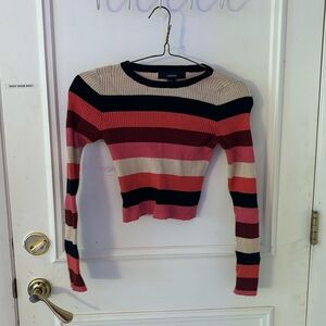 Women’s long sleeve crop top